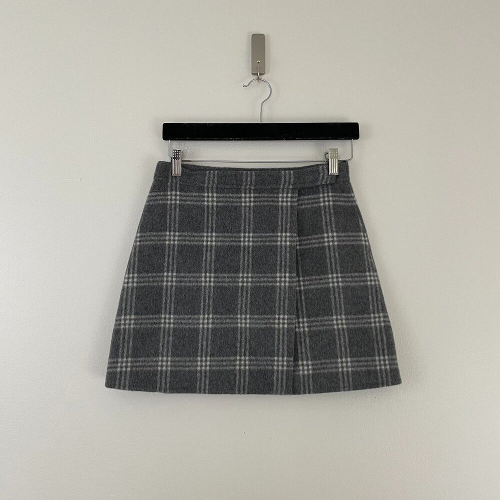 Theory Wool Blend Snap Front Mini Skirt in Westport Plaid Size 0